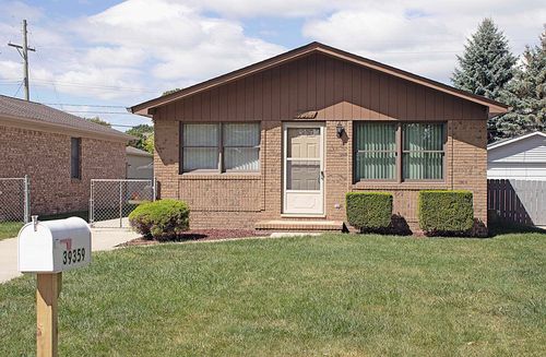 39359 Muffatt Street, Harrison Charter Township, MI, 48045 | Card Image