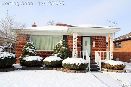 1214 15th St, Wyandotte, MI, 48192-3128 | Card Image