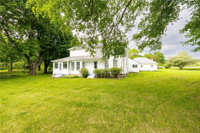 7681 State Route 5 And 20, House other with 4 bedrooms, 2 bathrooms and null parking in Bloomfield NY | Image 8
