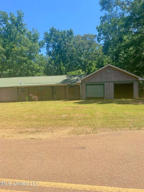 1002 Poplar Springs Rd, Hazlehurst, MS, 39083-9664 | Card Image
