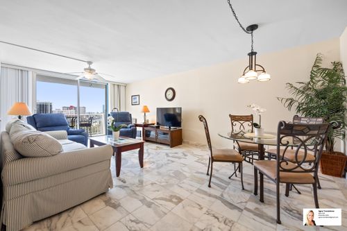 apt-804-137 Golden Isles Dr, Hallandale Beach, FL, 33009-5810 | Card Image