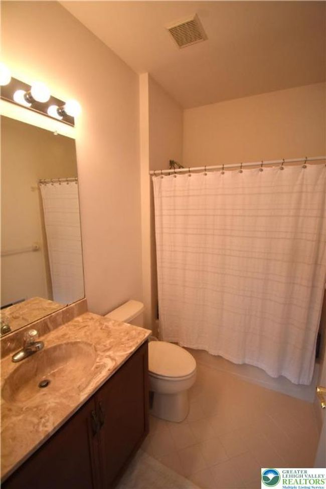 55 Forrest Stand Dr, House other with 4 bedrooms, 5 bathrooms and null parking in Easton PA | Image 32