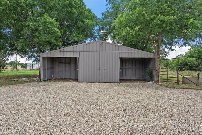1648 Old Ranch Rd, House other with 5 bedrooms, 3 bathrooms and null parking in China Spring TX | Image 31