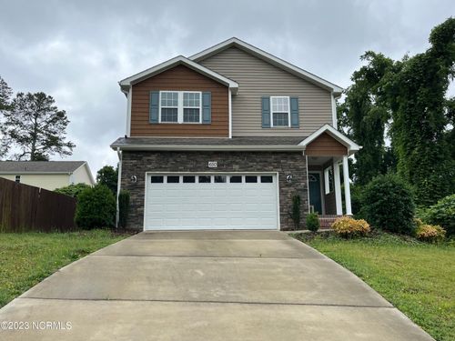 650 W Connecticut Ave, Southern Pines, NC, 28387-4006 | Card Image