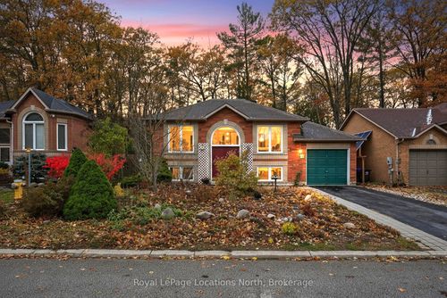 12 Brillinger Dr, Wasaga Beach, ON, L9Z1L4 | Card Image