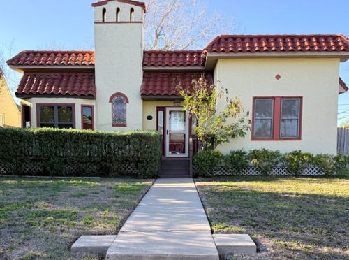 402 Clifford St, Corpus Christi, TX, 78404-1926 | Card Image