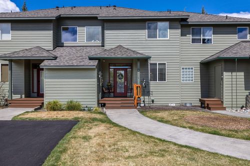 1116 Golden Pheasant Dr, Redmond, OR, 97756-9204 | Card Image