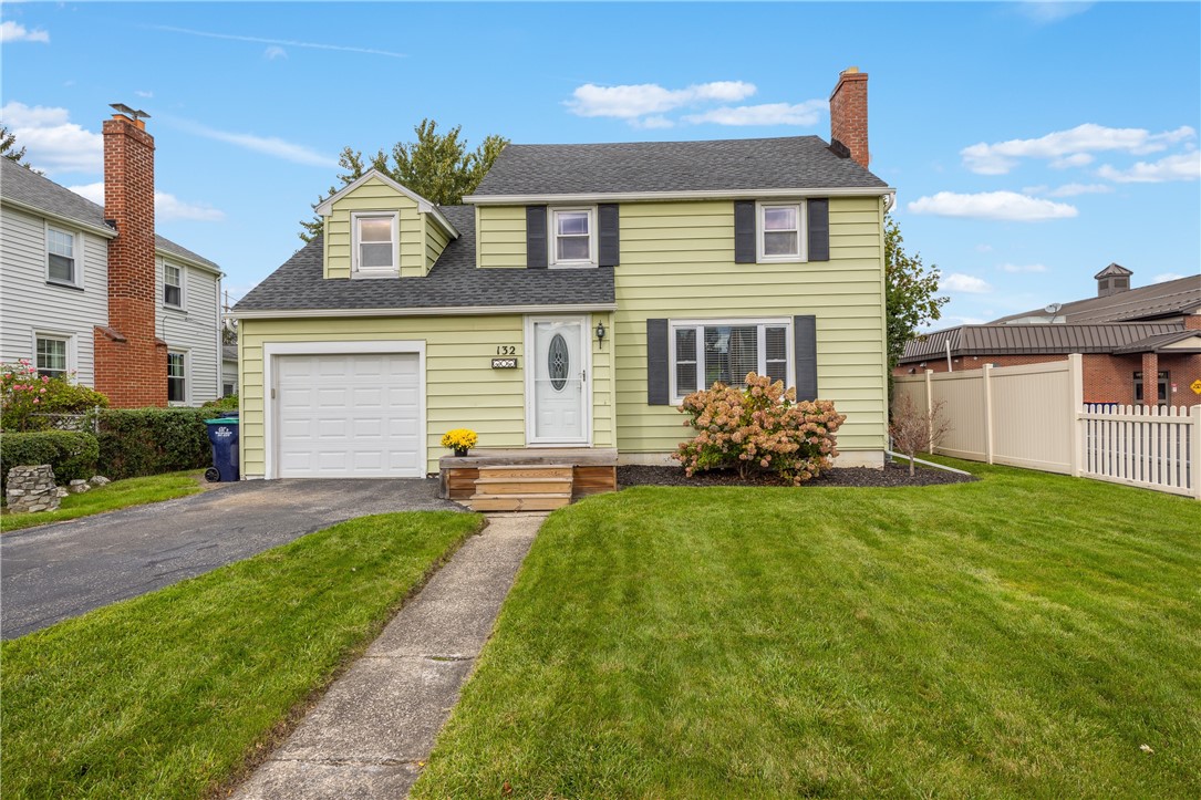 Queensboro Rd, Rochester, NY 14609