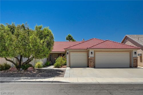 353 Evan Picone Dr, Henderson, NV, 89014-6067 | Card Image