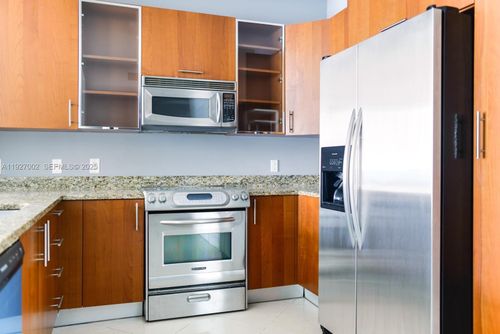 apt-610-1945 S Ocean Dr, Hallandale Beach, FL, 33009-6081 | Card Image