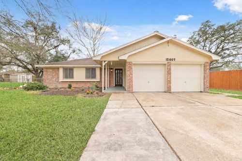 12607 Dermott Dr, Houston, TX, 77065-2411 | Card Image