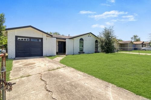 411 Samuel Dr, San Antonio, TX, 78227-3126 | Card Image