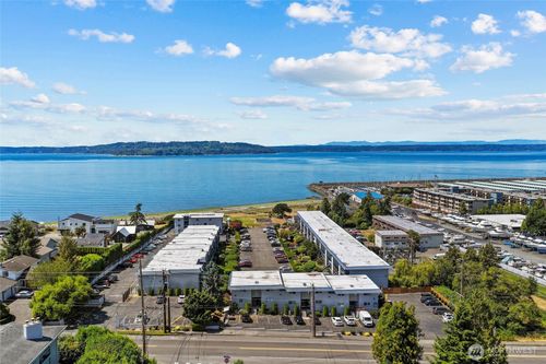 c103-22977 Marine View Dr S, Des Moines, WA, 98198-8441 | Card Image