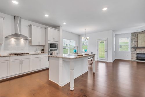 8028 Forest Hills Dr, Spring Hill, TN, 37174-1565 | Card Image