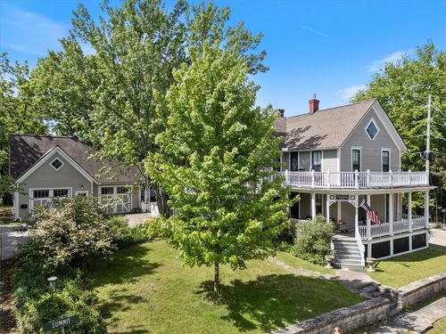 12 Summit Street, Eureka Springs, AR, 72632 | Card Image