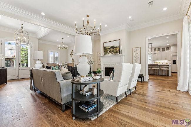 9815 Myrtle Ln, House other with 5 bedrooms, 5 bathrooms and 2 parking in Baton Rouge LA | Image 14