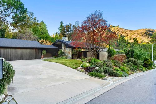 1345 Carnarvon Dr, Pasadena, CA, 91103-1905 | Card Image