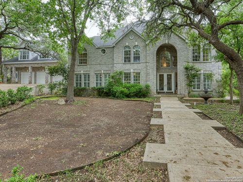 109A Ammann Rd, Boerne, TX, 78015-4669 | Card Image