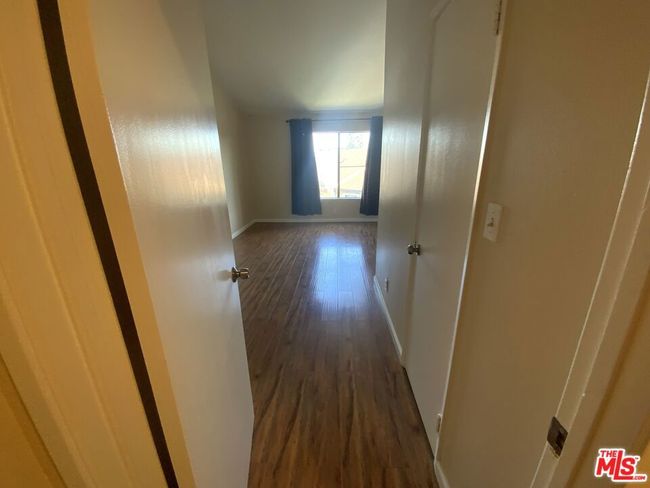 Entry Master Bedroom | Image 15