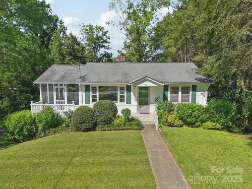 68 Mulberry Ct, Arden, NC, 28704-2733 | Card Image