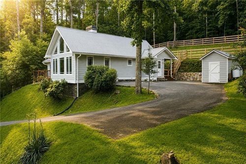 221 Reece Creek Rd W, Blairsville, GA, 30512-2598 | Card Image