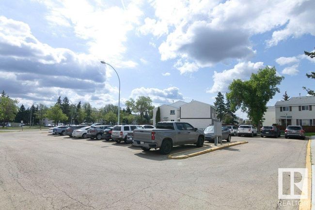 102 Primrose Gdns Nw, Townhouse with 3 bedrooms, 2 bathrooms and null parking in Edmonton AB | Image 26