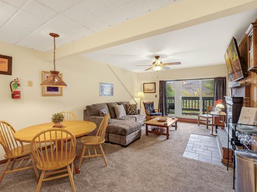 1f3-135 E Mountain Rd, Killington, VT, 05751-9615 | Card Image