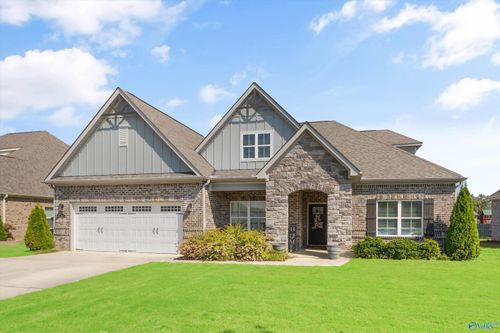 22671 Ledges Dr, Athens, AL, 35613-6077 | Card Image