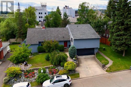 1955 12th Ave, Prince George, BC, V2M1R1 | Card Image