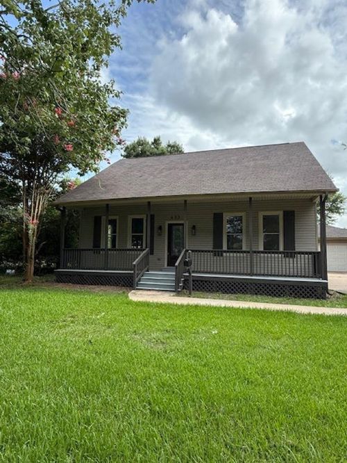 403 3rd St, Nederland, TX, 77627-2107 | Card Image