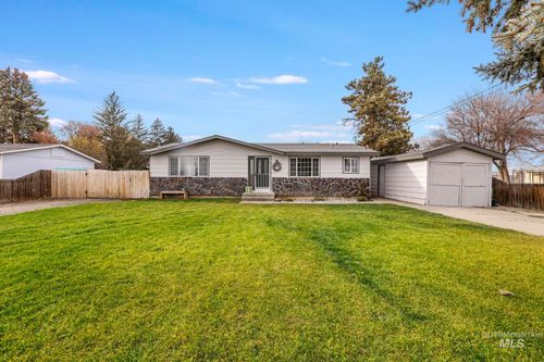 1859 Elmwood Rd, Gooding, ID, 83330-6130 | Card Image
