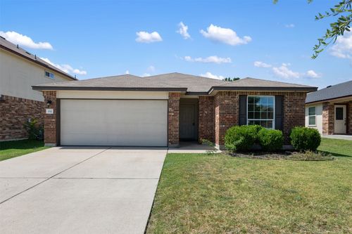 152 Hondo Gap Ln, Jarrell, TX, 76537-1782 | Card Image