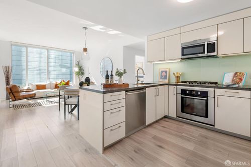 9e-338 Spear St, San Francisco, CA, 94105-6171 | Card Image