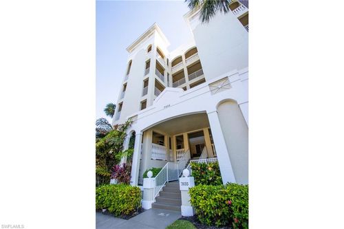 apt-201-7655 Pebble Creek Cir, NAPLES, FL, 34108-6506 | Card Image