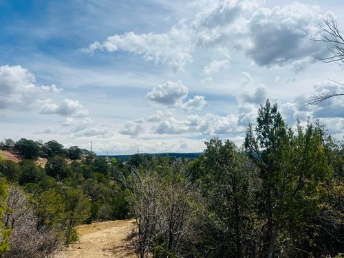 9 Boulder Ln, Cedar Crest, NM, 87008-9550 | Card Image