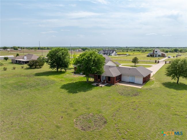 411 Wade Rd, House other with 4 bedrooms, 2 bathrooms and null parking in Eddy TX | Image 44