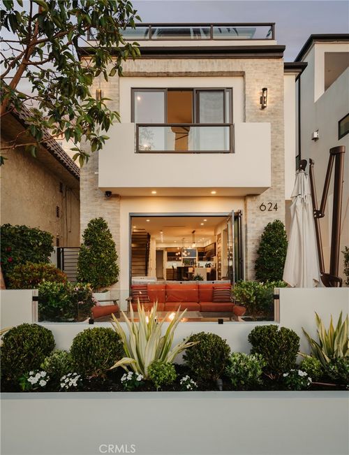 624 14th St, Huntington Beach, CA, 92648 | Card Image
