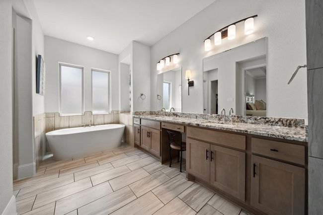 908 Falcon Hollow Ln, House other with 4 bedrooms, 4 bathrooms and 3 parking in Pinehurst TX | Image 26