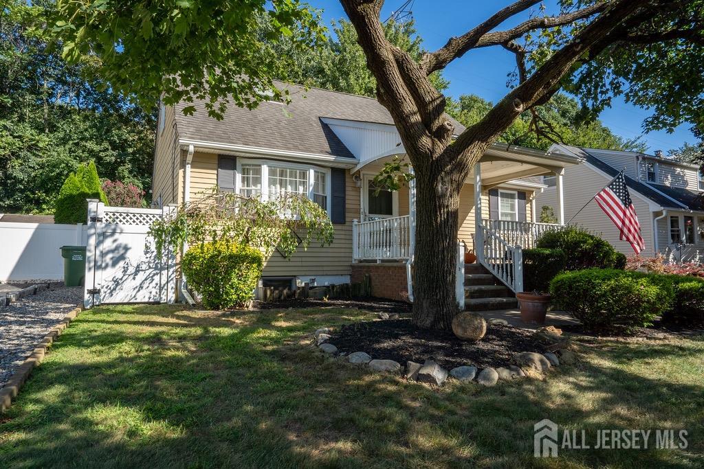 Joyce Pl, Parlin, NJ 08859
