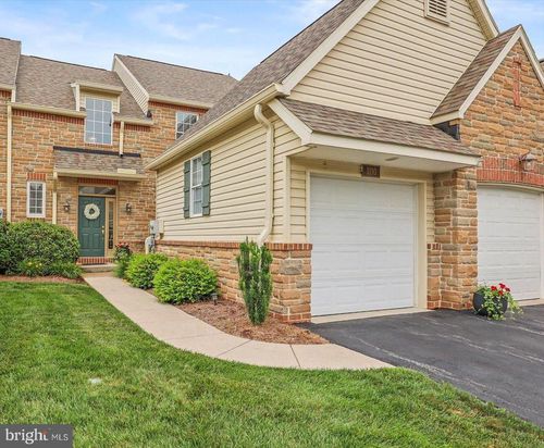 1110 Turnberry Ln, YORK, PA, 17403-9115 | Card Image