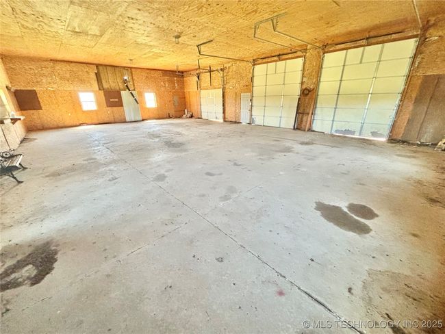 10054 W Perry Rd, House other with 3 bedrooms, 2 bathrooms and null parking in Stigler OK | Image 25