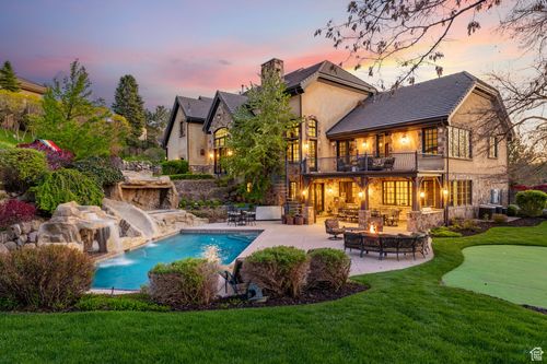 18 Snow Forest Ln, Sandy, UT, 84092-5522 | Card Image