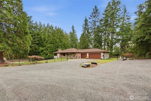 13201 Se 208th St, Kent, WA, 98042-3069 | Card Image