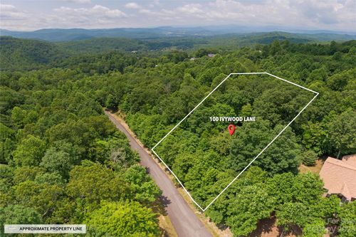 100 Ivywood Ln, Laurel Park, NC, 28739-9009 | Card Image