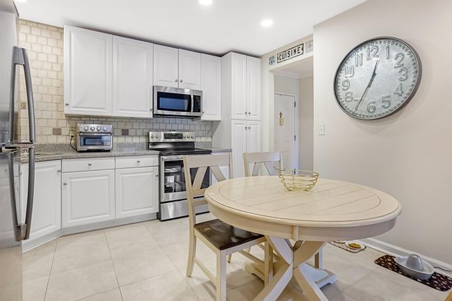 APT-14 - 8915 Bergenwood Ave, Condo with 1 bedrooms, 1 bathrooms and null parking in North Bergen NJ | Image 8