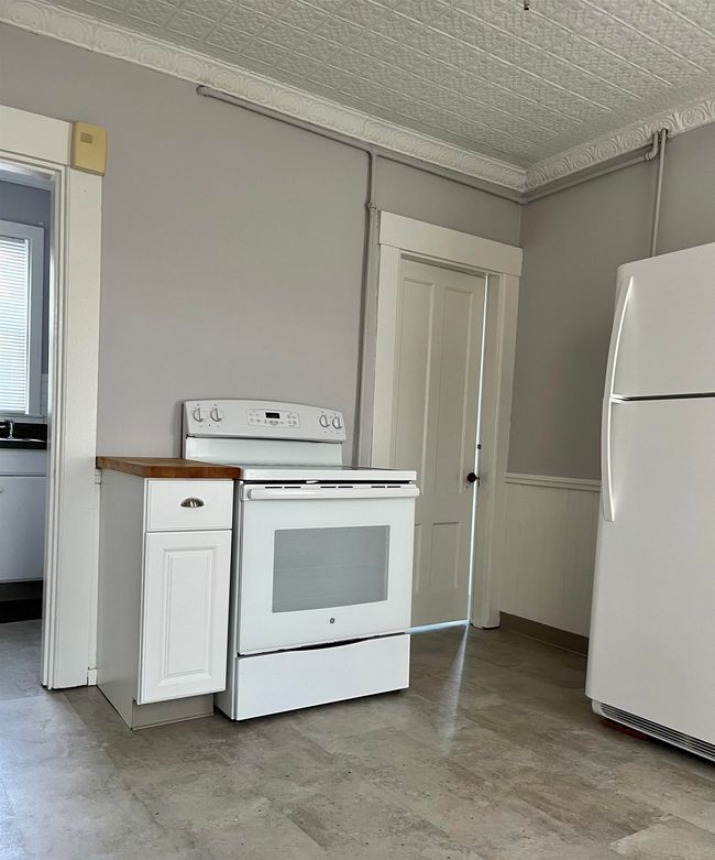 1 - 67 Forest St, Home with 3 bedrooms, 1 bathrooms and null parking in Manchester NH | Image 7