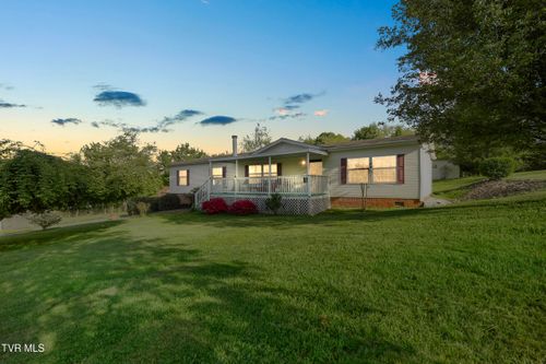 134 Shoemaker Ln, Church Hill, TN, 37642-6385 | Card Image
