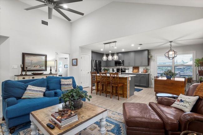 2003 Rain Water Dr, House other with 3 bedrooms, 2 bathrooms and 4 parking in Austin TX | Image 24