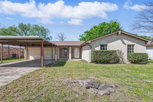 832 Marlene Dr, Everman, TX, 76140-3708 | Card Image