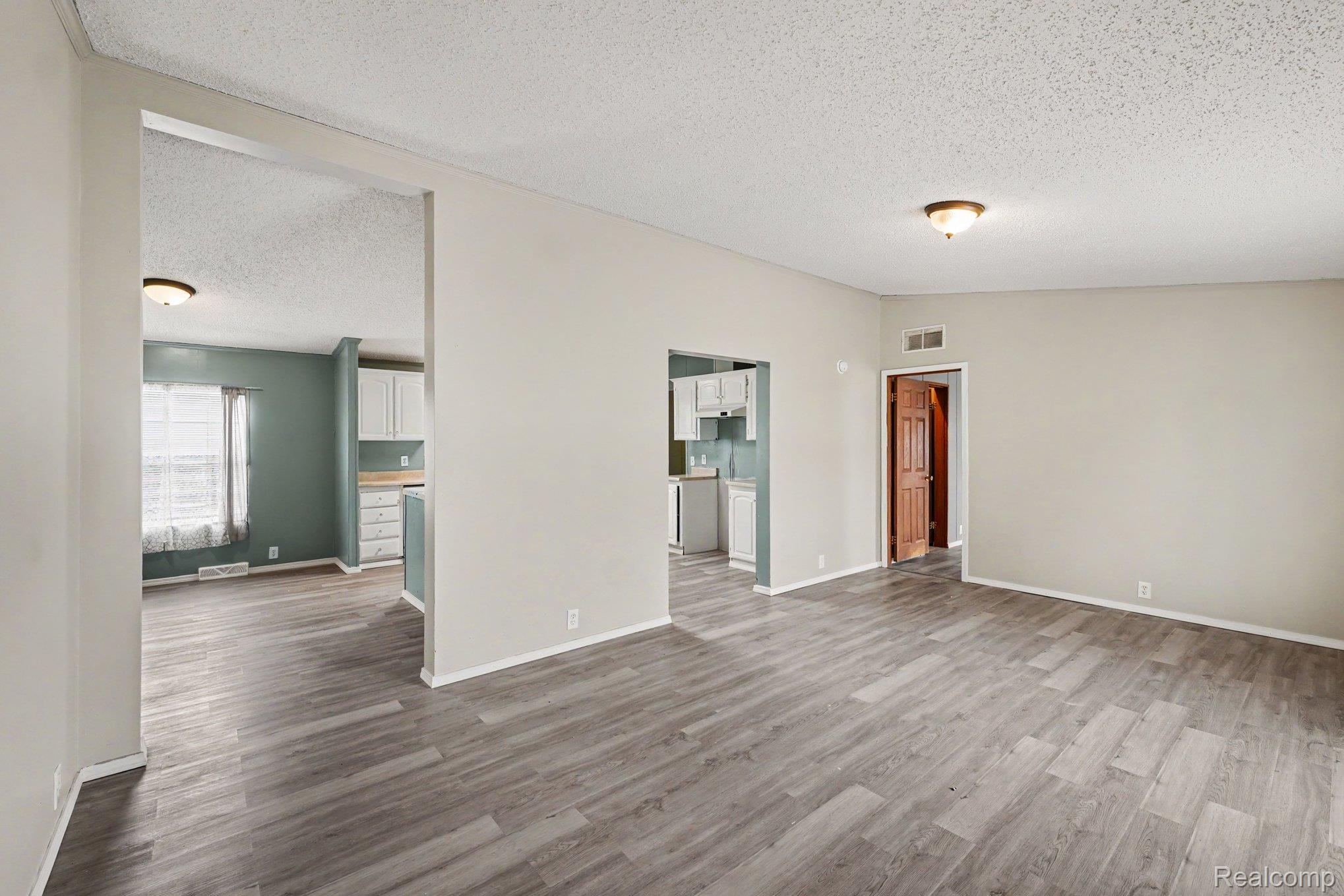 Residential in Grand Blanc Charter Township 4
